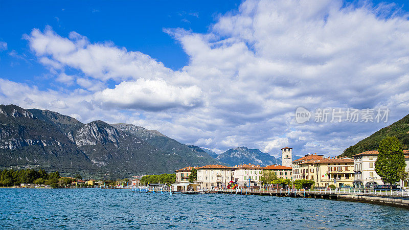 意大利伊塞奥湖(Lake Iseo)的皮索尼(Pisogne)